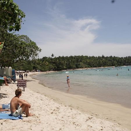 Surf Nest Hiriketiya Hotell Dikwella Eksteriør bilde